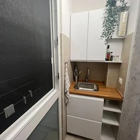 Ventinove Metri Home Monovano Zona Stazione Centrale Bari Exterior foto